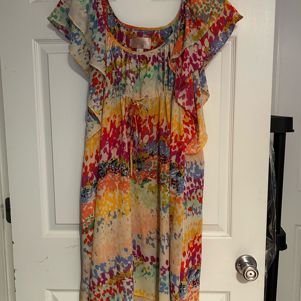 This dress is SO pretty! Like a watercolor painting.